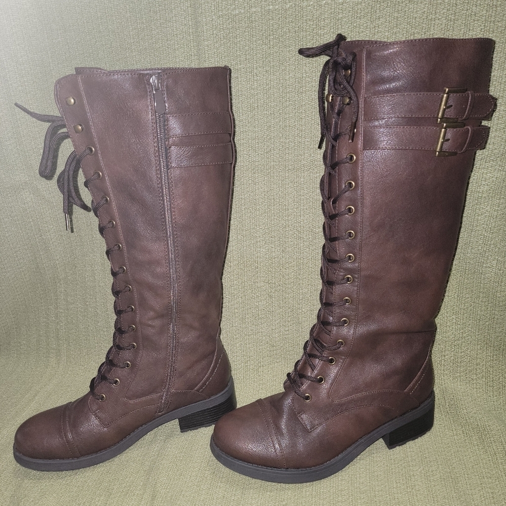 Women's size 11 Georgia Boots